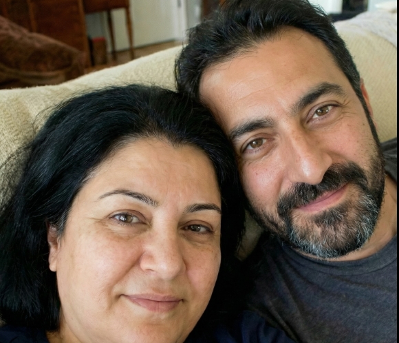 Kocam her cumartesi hasta amcasını ziyaret ettiğini söylüyordu