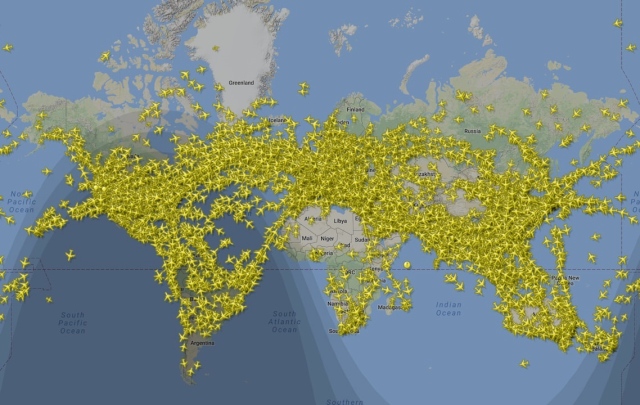 Uçuşlar gerçek zamanlı olarak nasıl takip edilir? Flightradar24 Mavi ve Sarı Uçak farkı nedir?