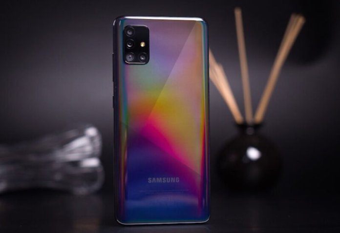 Yeni Samsung Galaxy A52 5G telefon özellikleri