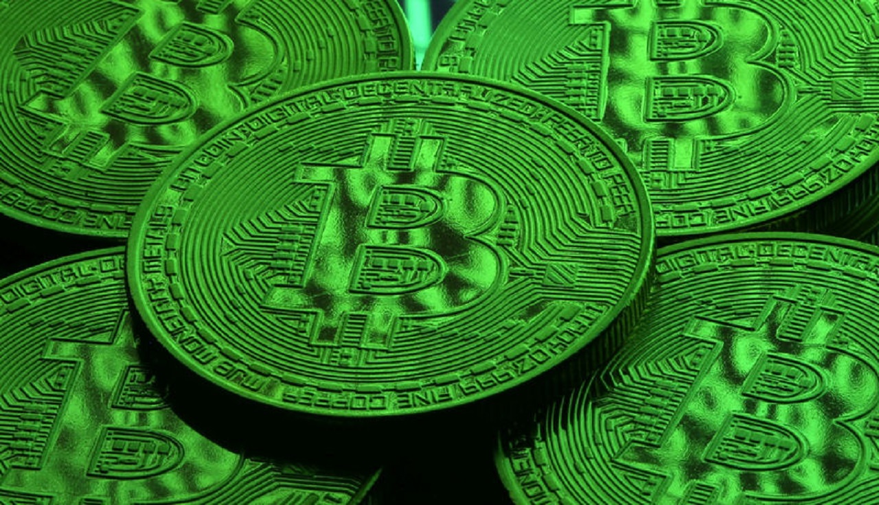 Bitcoin, Yeni ATH’yi 25.000 Doların Üzerinde Belirledi: Bitcoin Hakimiyeti% 70’i Görüyor (Piyasa İzleme)