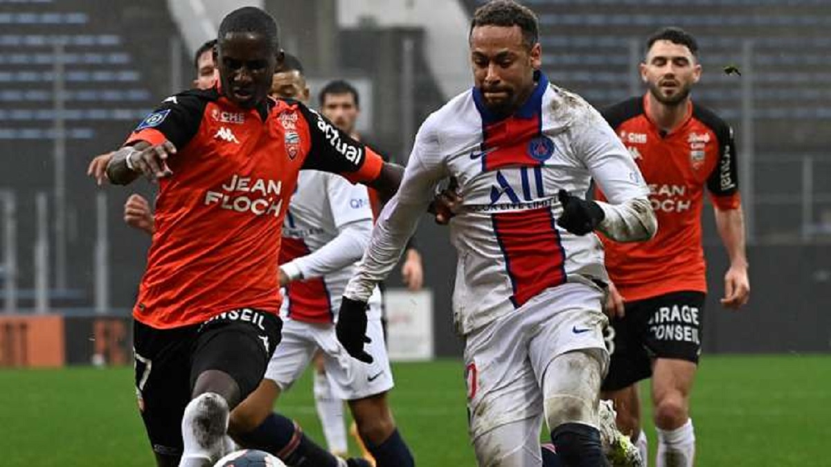 Lorient-PSG (3-2) Maç Özeti – Lorient, PSG’yi çarmıha gerdi – Liderliği Lille’ye kaptırdı