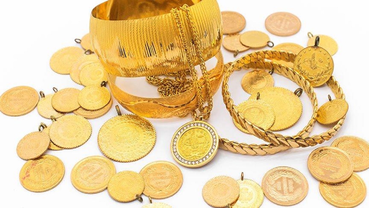 Altın Neden Düşüyor? Gram Altın Kaç Liraya Düşer? Çeyrek Altın 700 Liraya tekrar yükselir mi? 4 Şubat 2021
