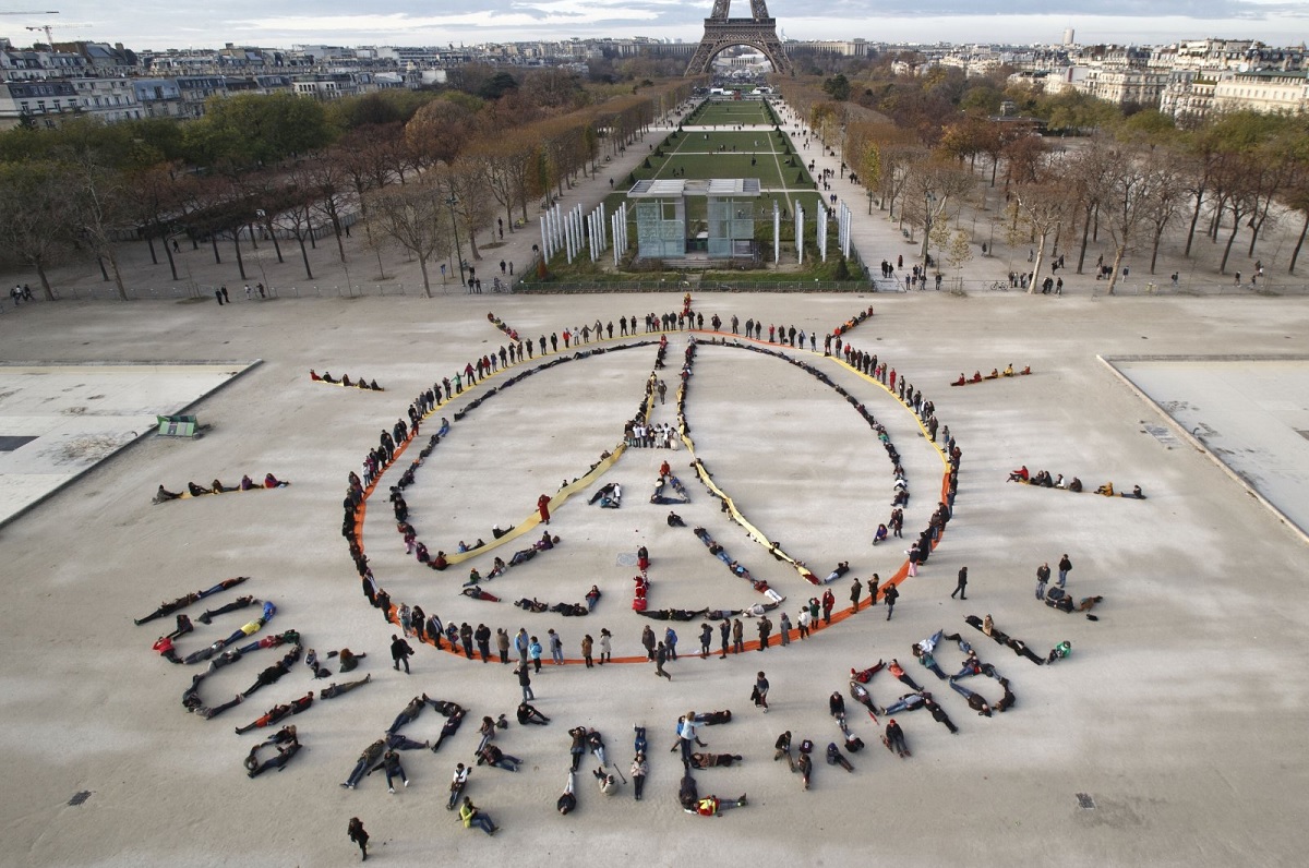 ABD, iklim değişikliği ile ilgili Paris Anlaşmasına resmen yeniden katıldı