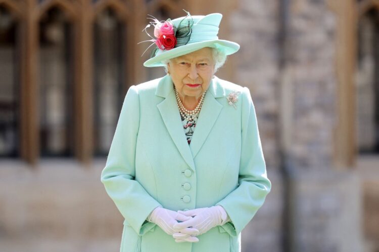 Kraliçe II. Elizabeth’in doğum günü geçit töreni COVID-19 nedeniyle iptal edildi