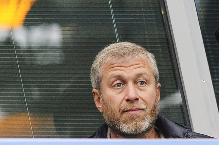 Chelsea’nin sahibi Roman Abramovich yönetim değişikliklerini savunuyor