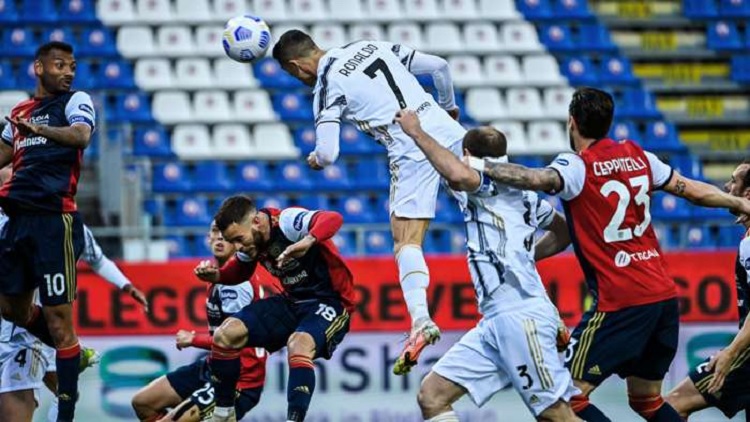 Cagliari-Juve (1-3) – Ronaldo, Juve’yi Cagliari’ye getiriyor