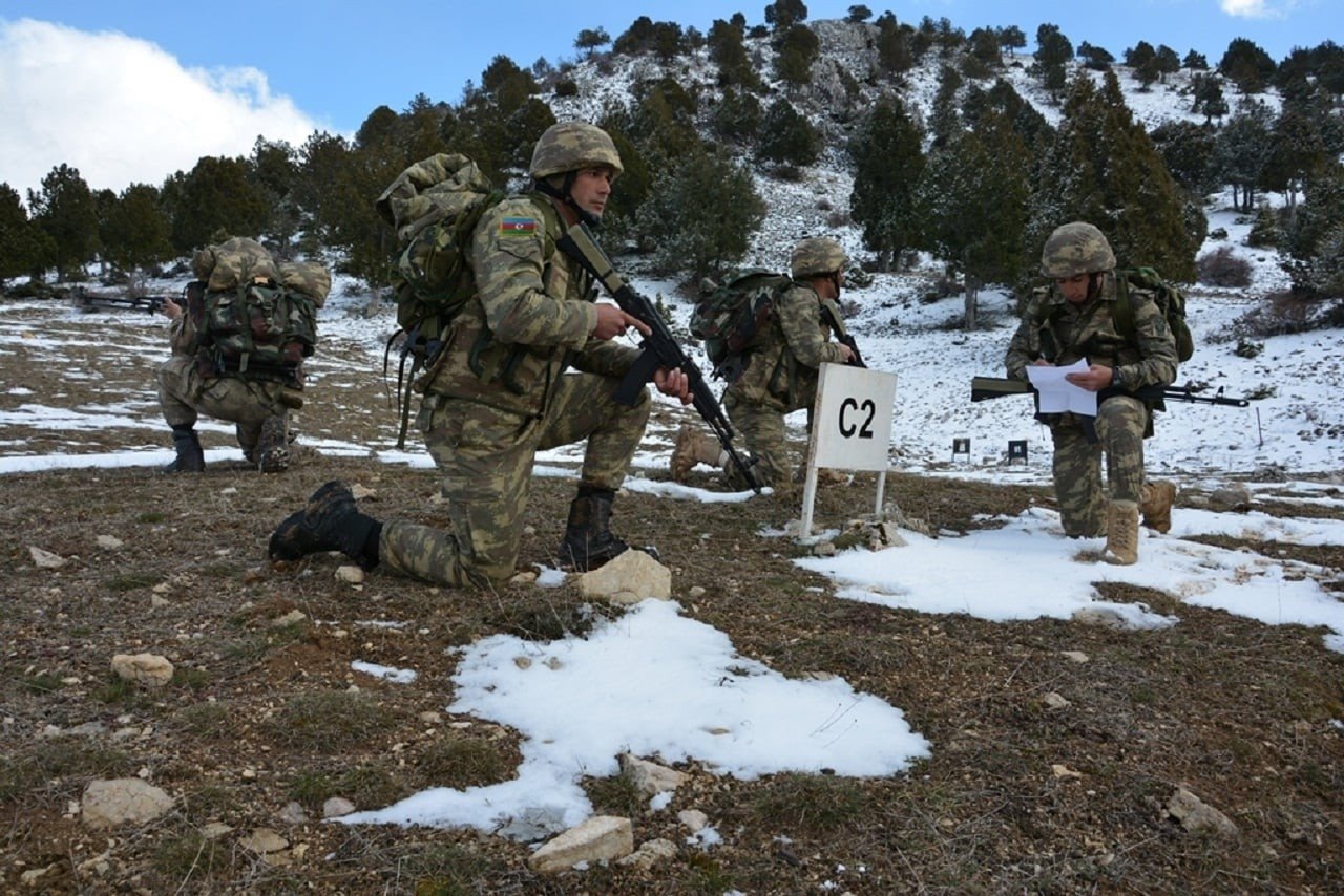 Turk ordusu Azerbaycan ordusuna egitim veriyor