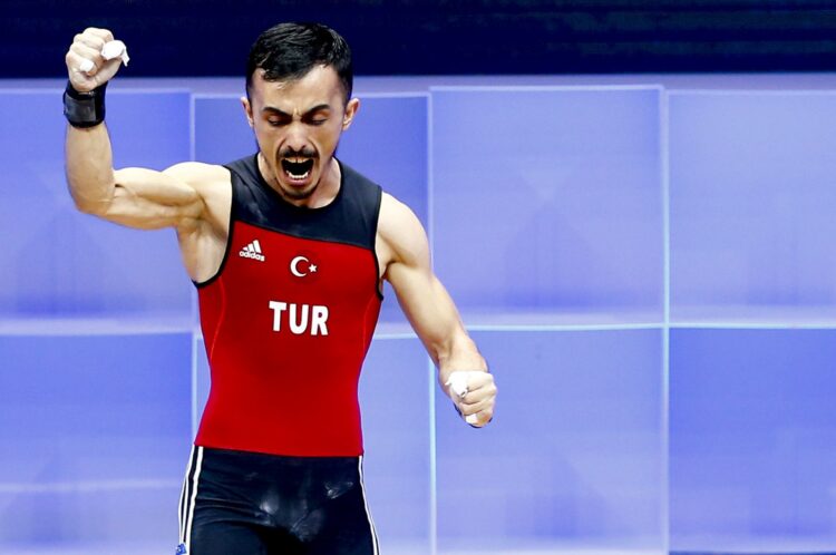 Türk halterciler Avrupa şampiyonasında 3 madalya kazandı