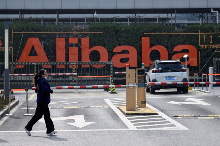 Alibaba, Çin’in büyük teknoloji ‘düzeltmesi’ devam ederken bir başlangıç ​​yaptı
