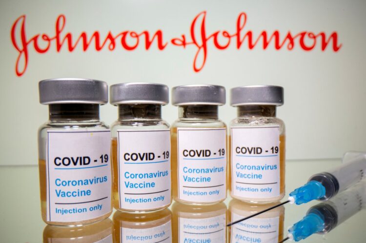 Fabrikada Johnson & Johnson aşısı sorunları: FDA denetimi