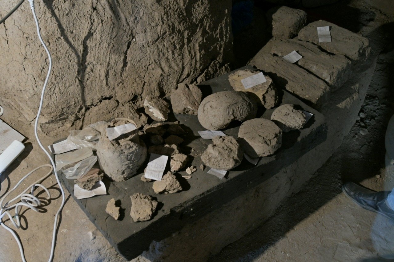 Bu tarihsiz bildiri fotoğrafında Mısır'ın Luksor kentinde yeni bir arkeolojik keşif. (REUTERS Fotoğrafı)