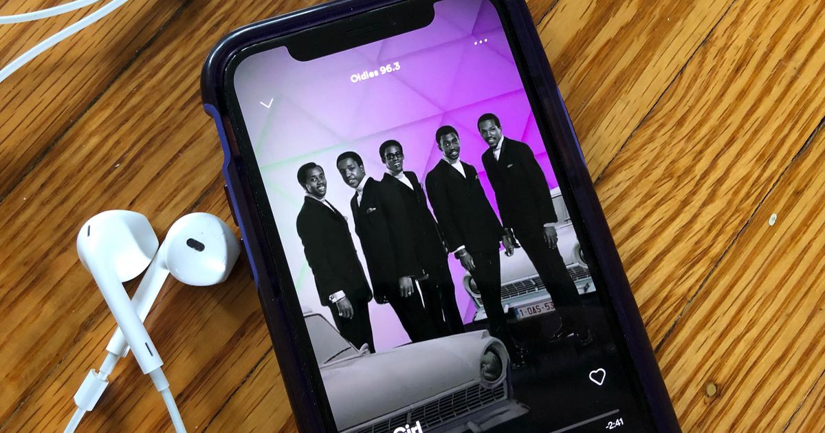 Spotify, 158 milyon ücretli üye ile 356 milyon dinleyiciye tırmandı