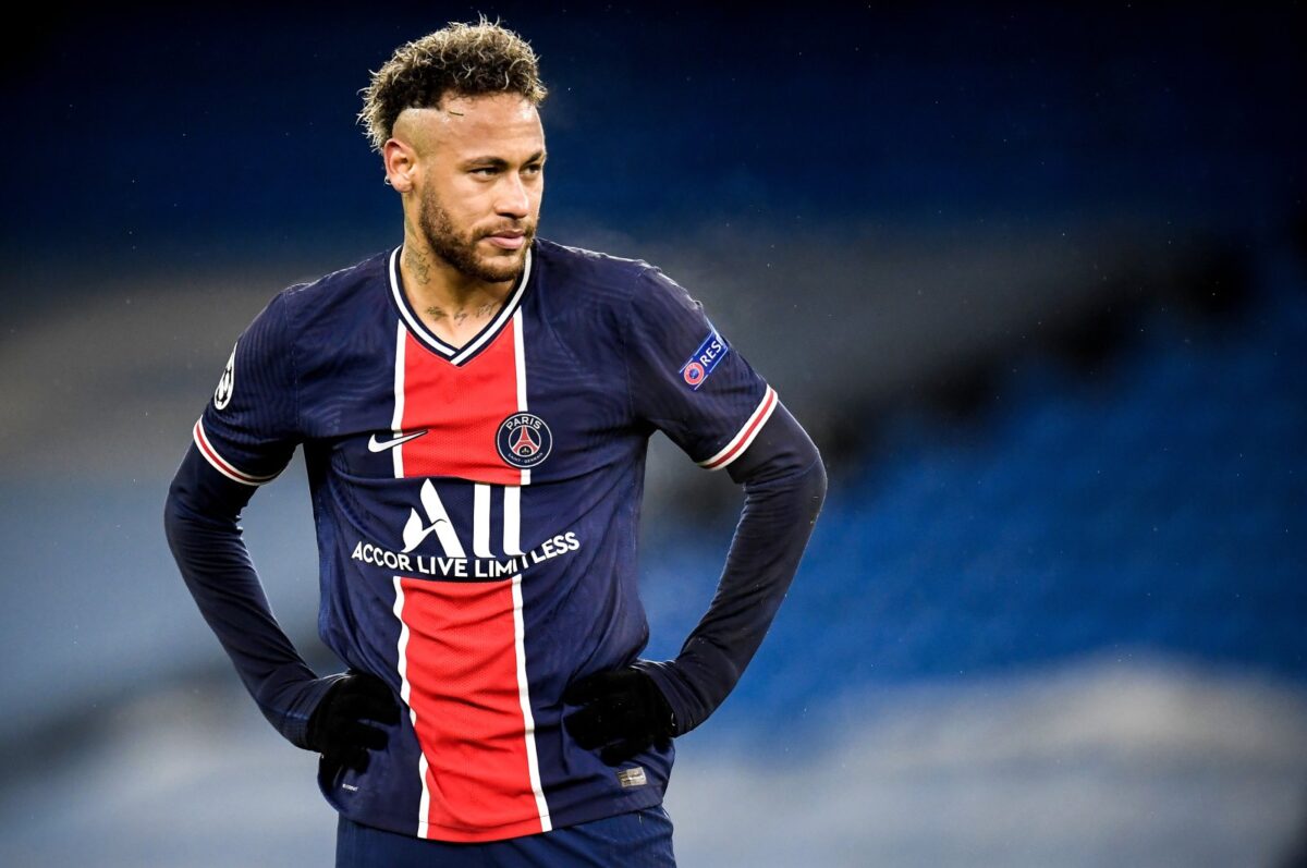 Neymar, PSG ile 2025’e kadar sözleşmenin uzatılmasını kabul etti