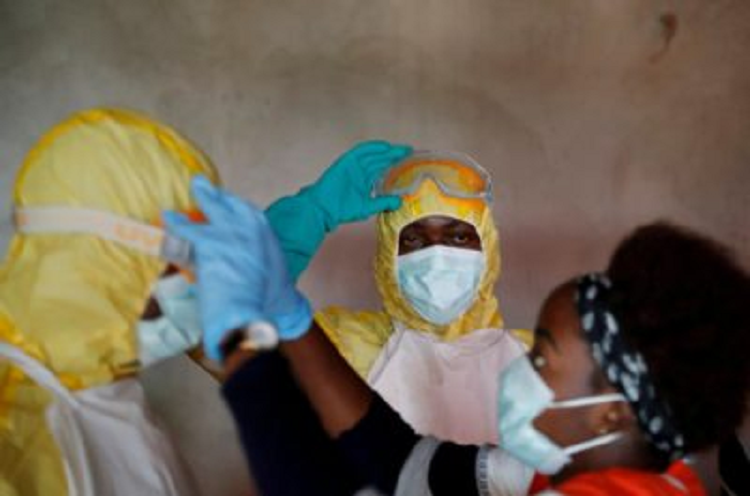Kongo son Ebola salgınının sona erdiğini ilan etti