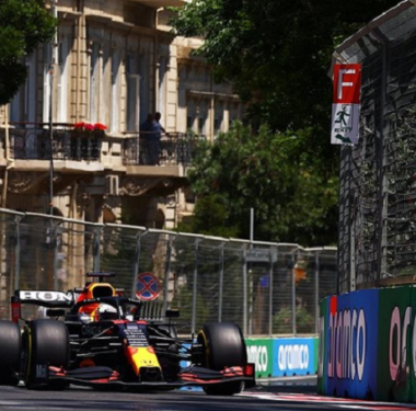 Şifresiz Azerbaycan Bakü F1 GP Canlı İzle