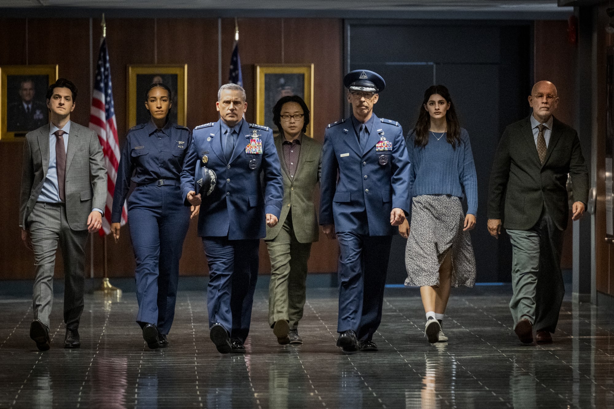 Space Force 2. sezon Ocak 2022’de Netflix’e gelmiyor