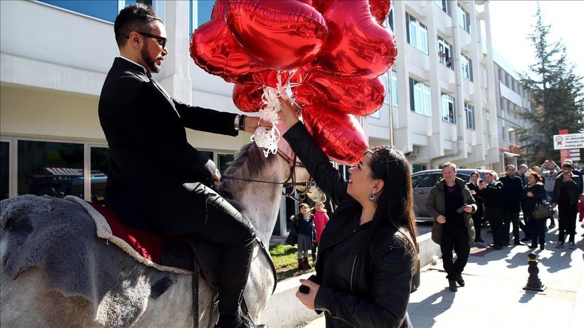 14 Şubat 2023 hangi güne denk geliyor? Sevgililer Günü ne zaman?