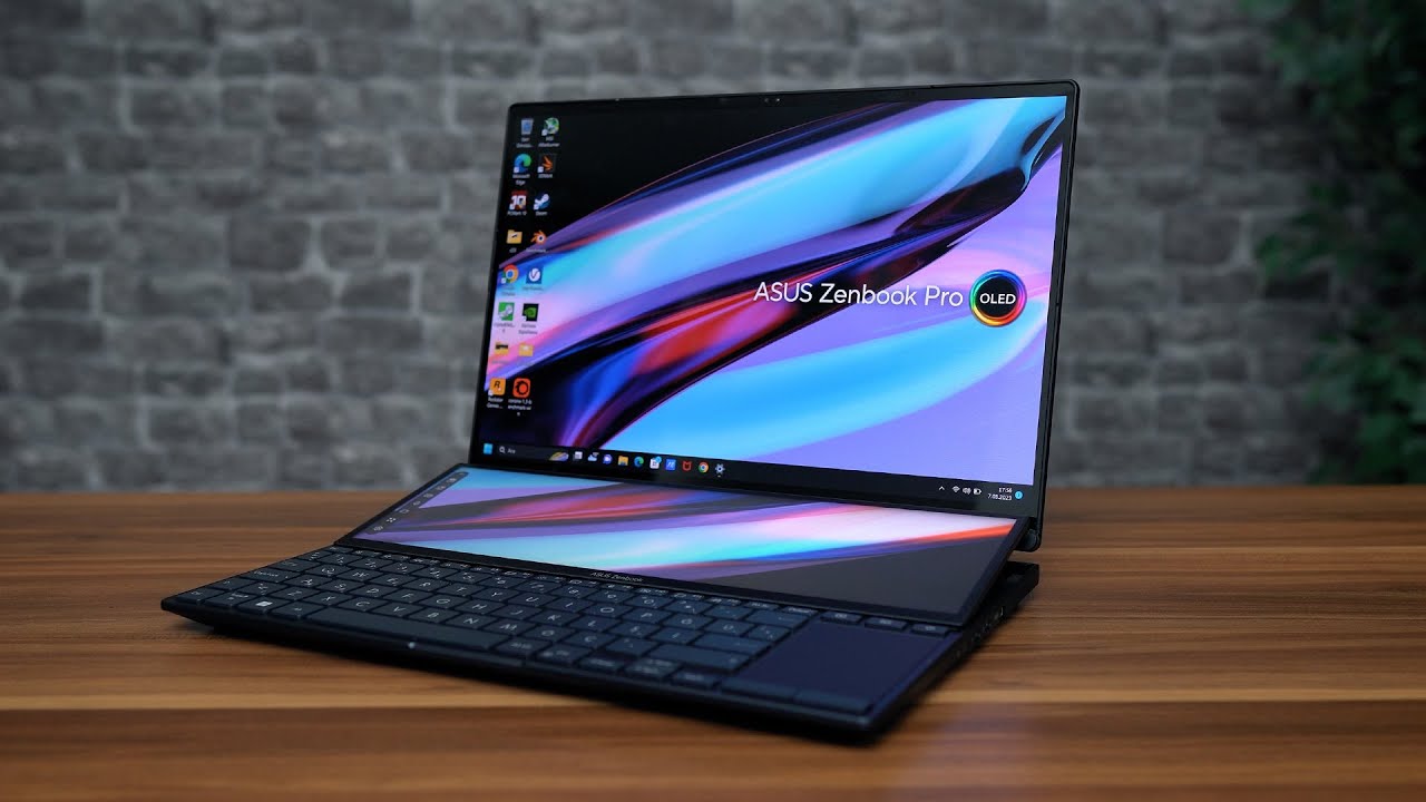 Asus’un ZenBook Duo’sunu birkaç gün denedim ve iki ekranı beni büyüledi
