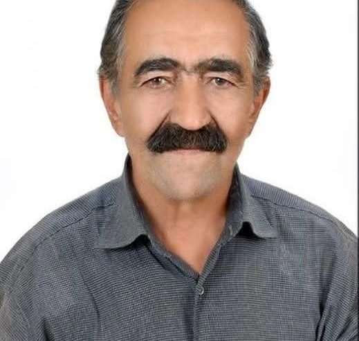 Mezar taşını ve yazısını hazırlamış