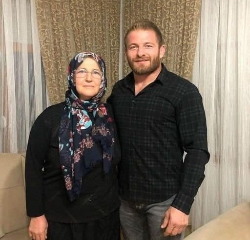 Düğünde dikkat çeken detay.