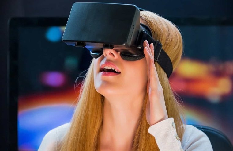 Metaverse Gerçekten Ölüyor mu? Yoksa Sessizce Büyüyor mu?