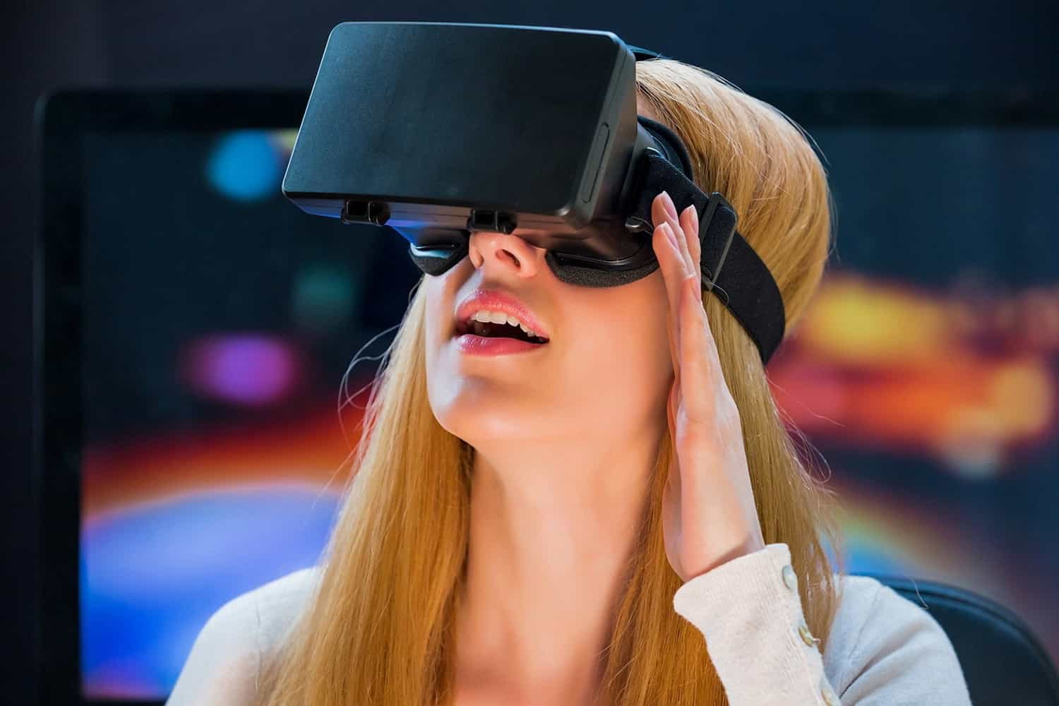 Metaverse Gerçekten Ölüyor mu? Yoksa Sessizce Büyüyor mu?
