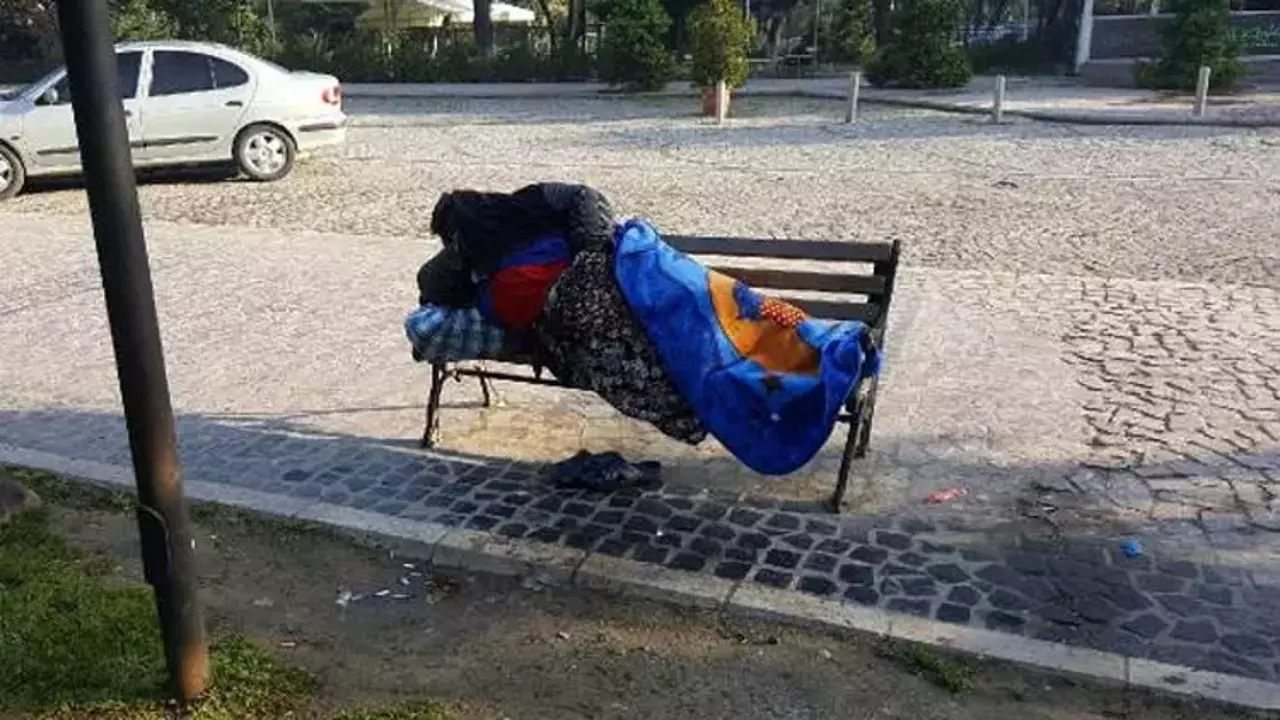 Evlatlarımın yanında değerim yokmuş