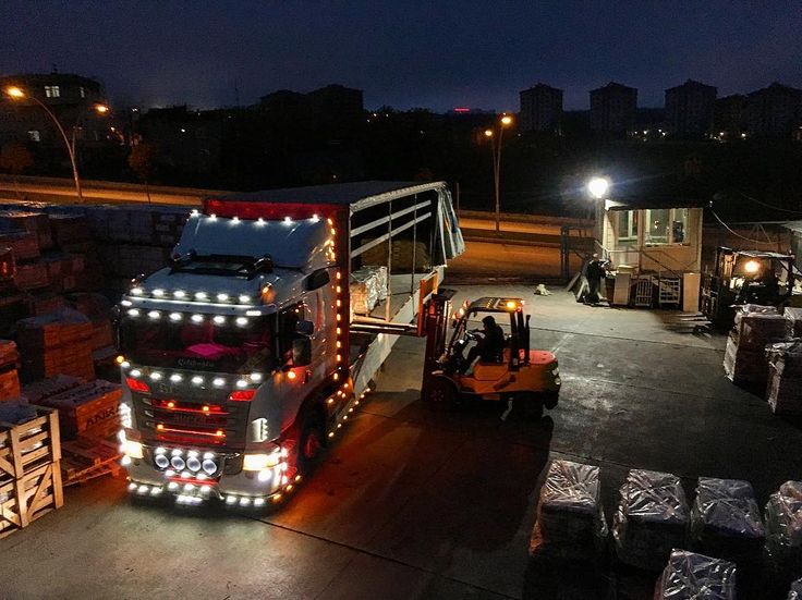 Ben yazgül bir hata yaptım evlendim eşim bana hiç ilgi göstermedi