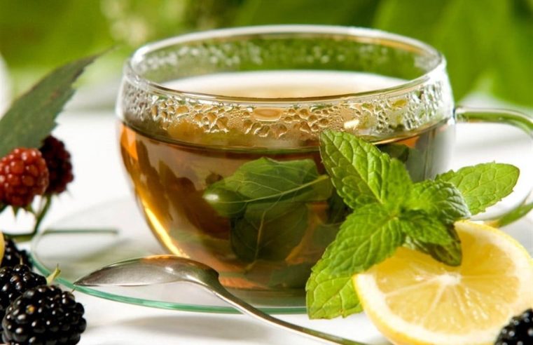 95 yaşındaki Çinli doktor her gün BUNU içiyor