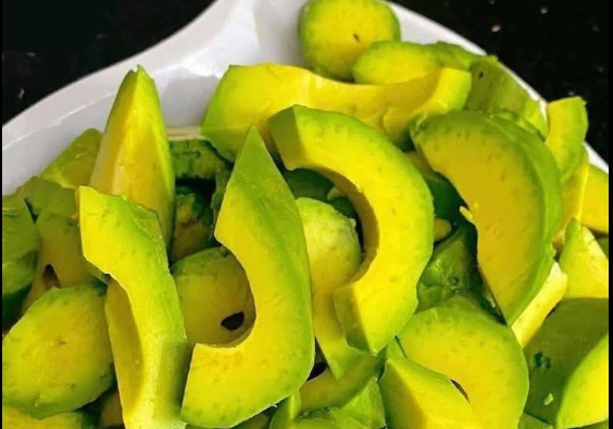 Doktorlar avokado yemenin neden olduğunu açıkladılar