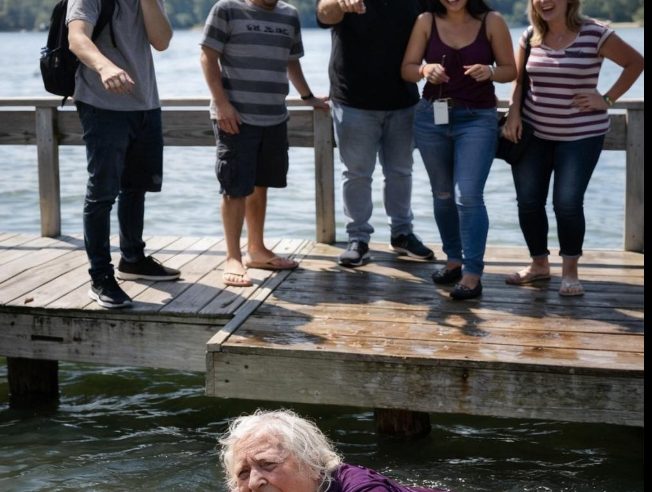 Torunu büyükannesinin yüzme bilmediğini bile bile