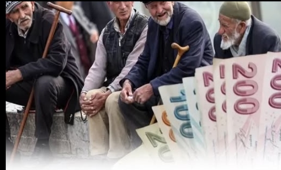 Yüz Binlerce Kişinin Emekliliği İptal Edildi