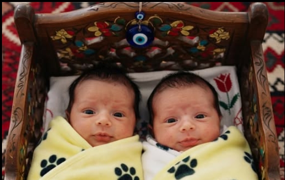 ÜZGÜNÜM ANNE ONLARI ORADA BIRAKAMAZDIM