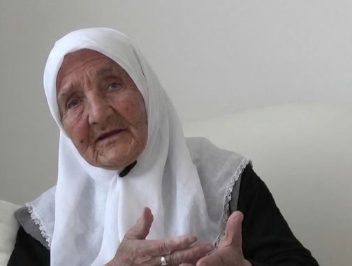 110 Yaşındaki Şemsi Nine