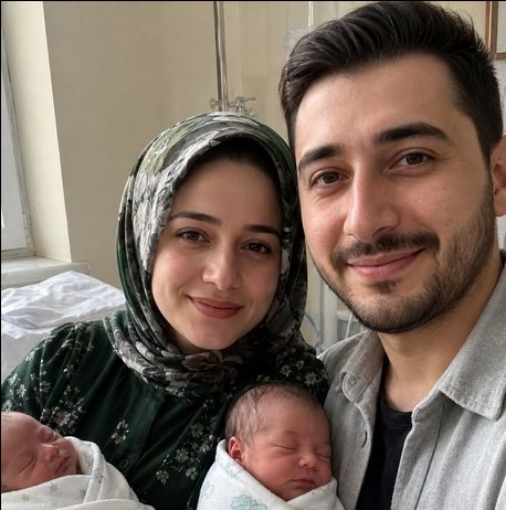 On dokuz yaşındaki anne