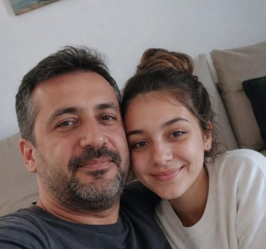 Kusursuz Maskenin Ardındaki Sır