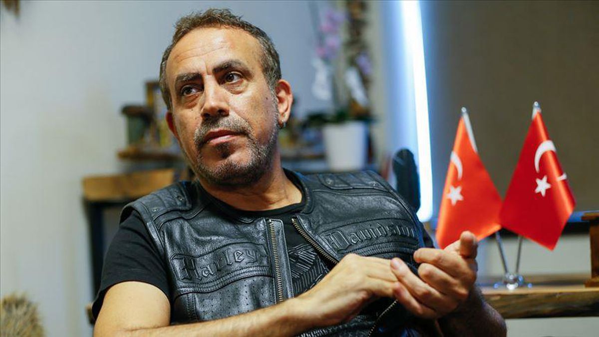 Haluk Levent