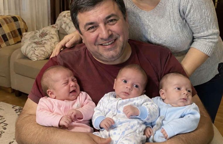 YILLARCA ÇOCUK SAHİBİ OLAMADIKTAN SONRA YENİ DOĞAN ÜÇÜZLERİMLE EVE DÖNDÜM — AMA KOCAM BANA ÇANTAMI TOPLAYIP BEBEKLERİ BIRAKARAK EVİ TERK ETMEMİ SÖYLEDİ.