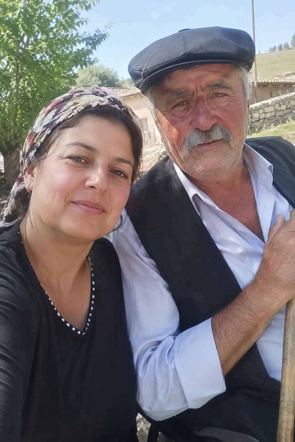 43 yaşında duldum köyün ağasıyla evlendim