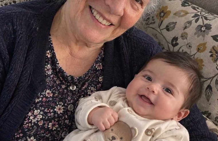 79 YAŞINDA BİR BEBEK DÜNYAYA GETİRDİM.